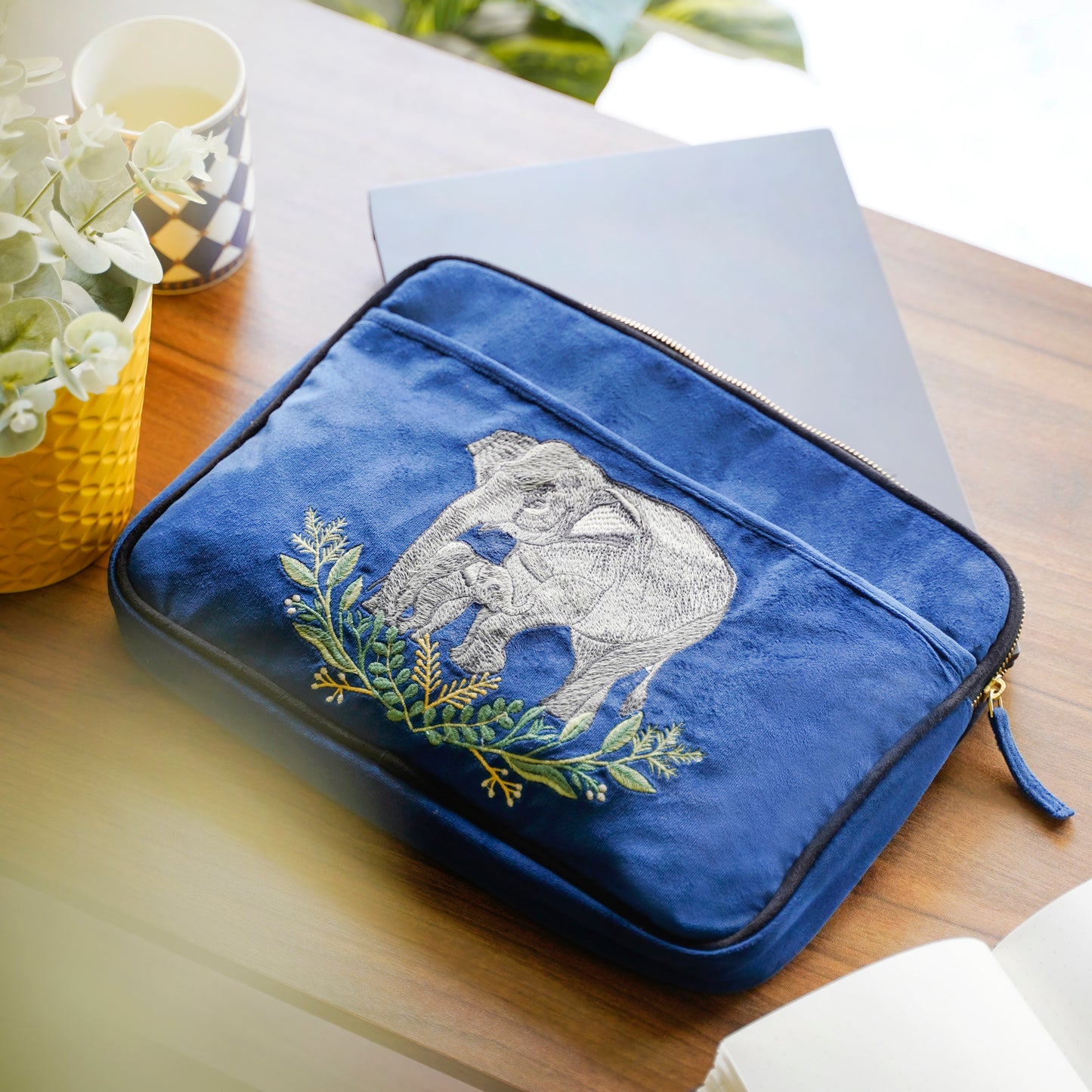 Laptop Sleeve Elephant Trails Blue