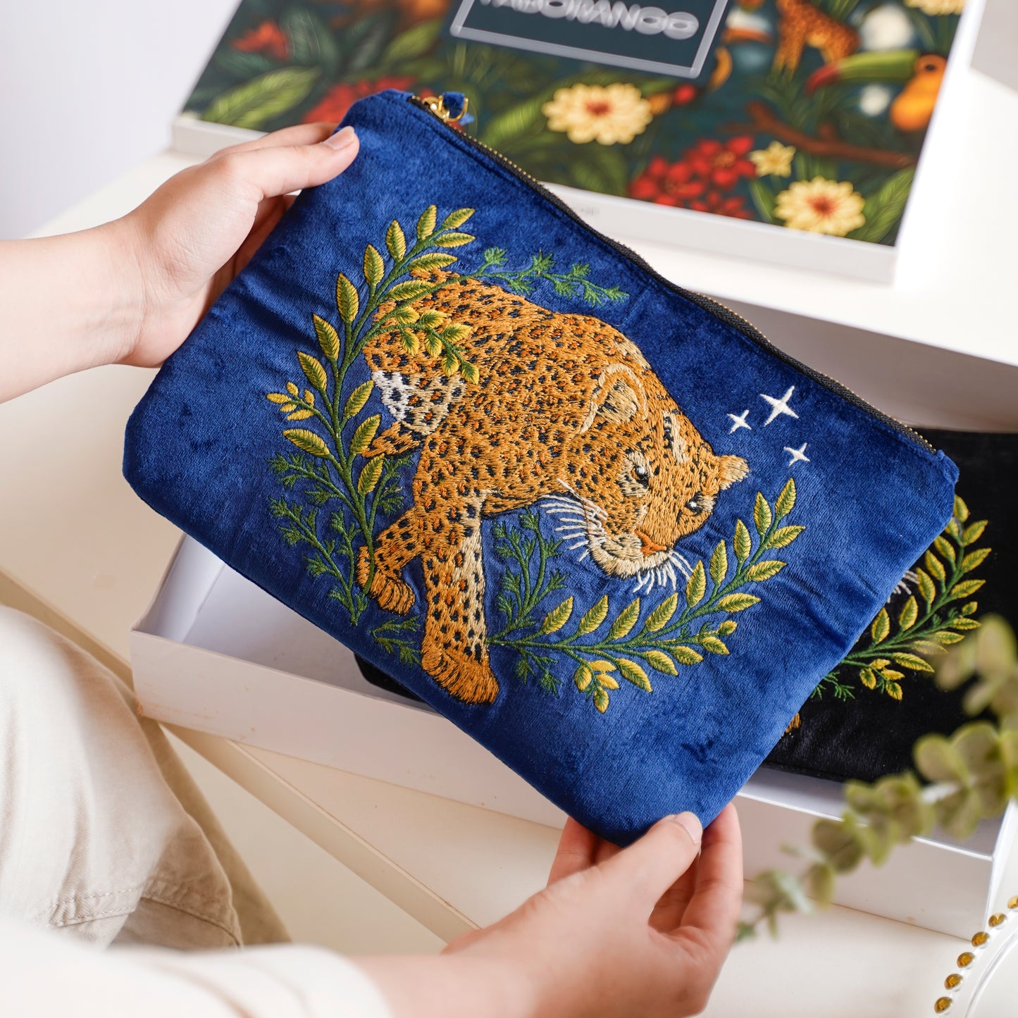Wild Grace Set Leopard’s Grace Blue Laptop Sleeve & Everyday Pouch