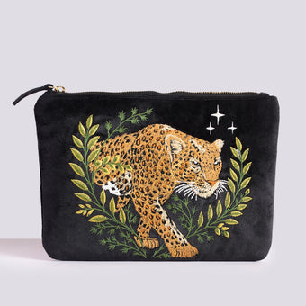 Everyday Pouch Leopard’s Grace Black