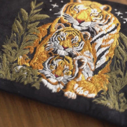 Laptop Sleeve Majestic Tigers Black